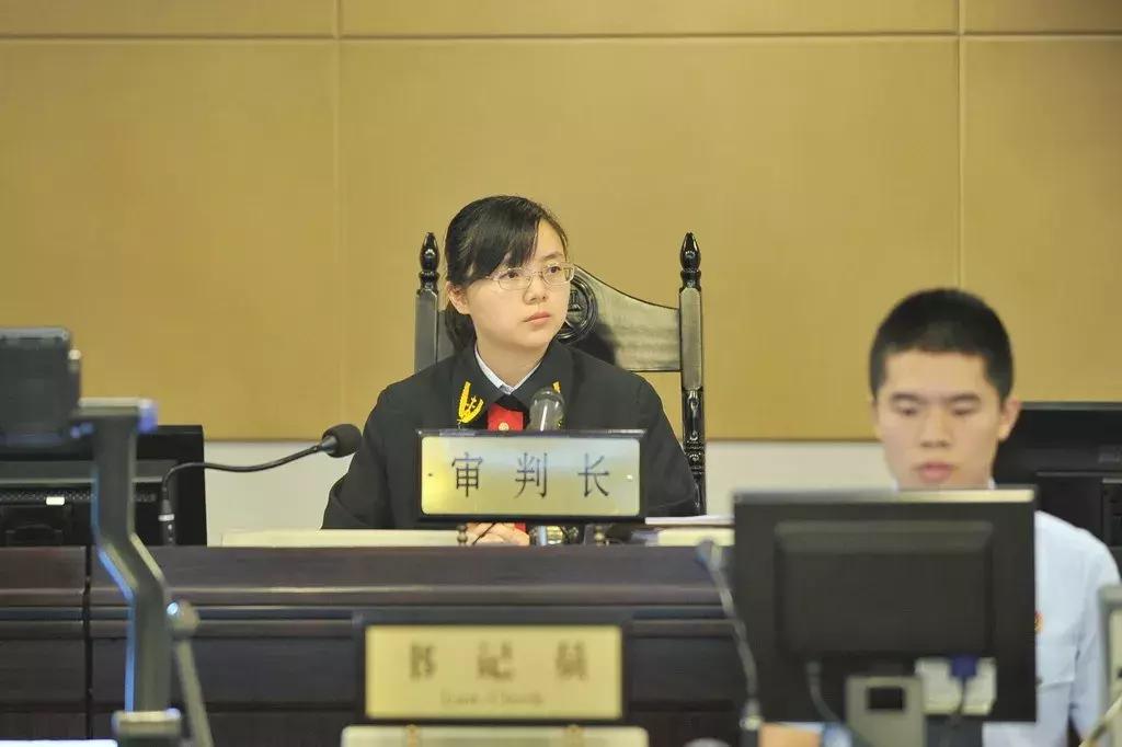 黄金期货平台注册送赠金，开启您的投资之旅