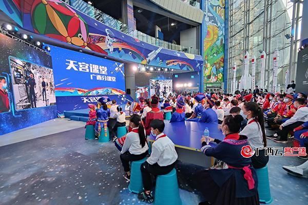 中国空间站建造历程，一场视觉盛宴的3D动画演示