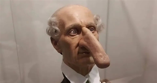 世界上鼻子最大的男人