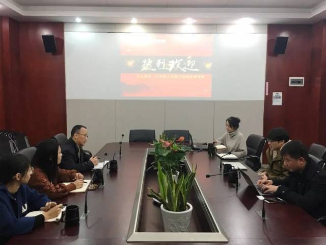 火凤凰高手论坛，探索科技与智慧的交汇点449999火凤凰