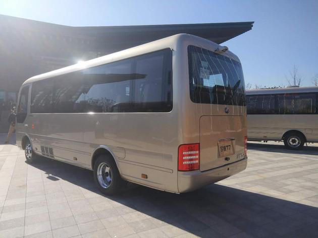关于宇通中巴车的价格分析—聚焦28座车型市场宇通t7客车19座价格