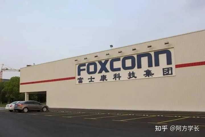 富士康的产品定位与发展战略，从制造到创新的转型之路昆山富士康是做什么产品的